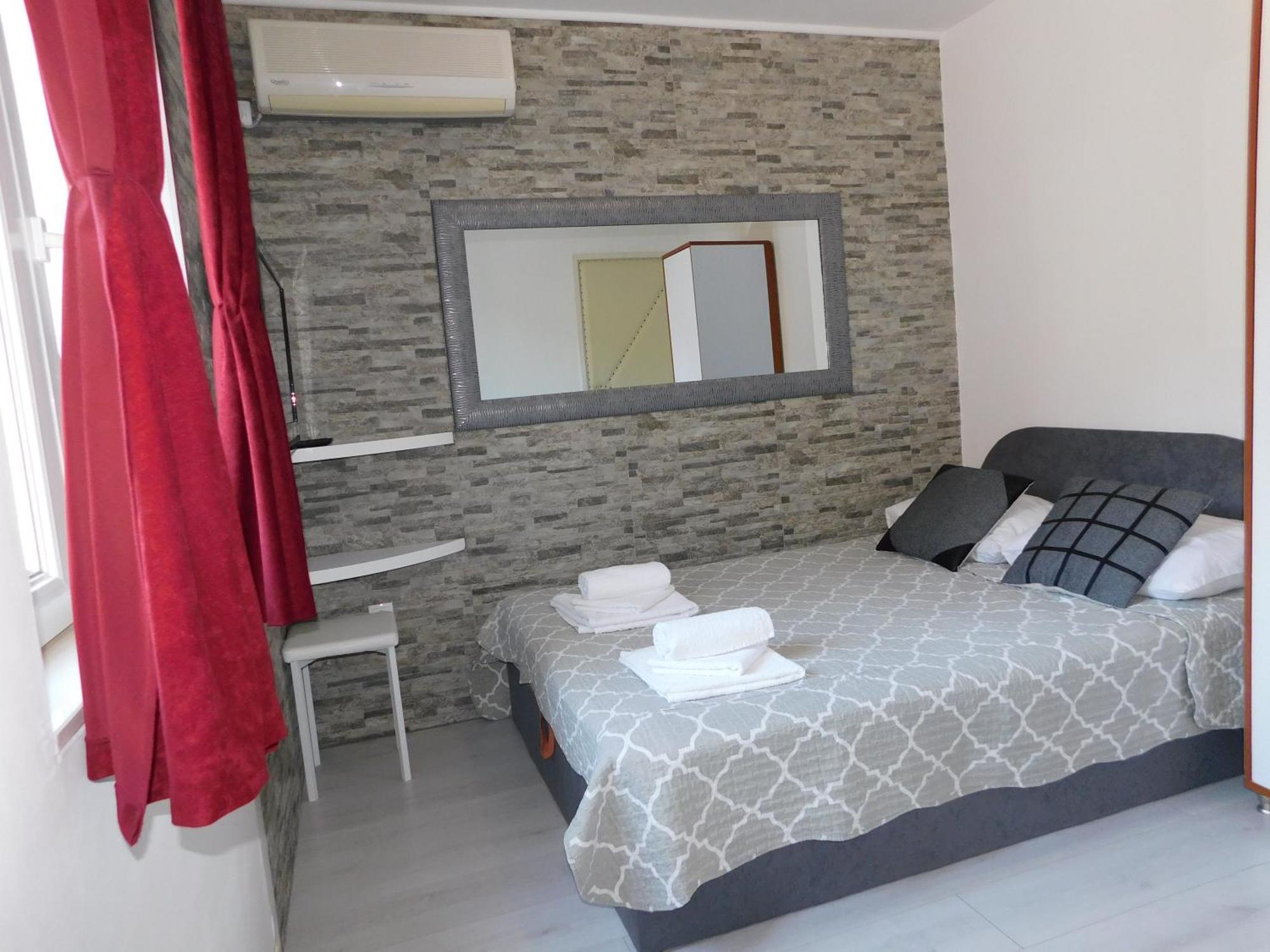 Apartments Huljev Primosten Bilik gambar