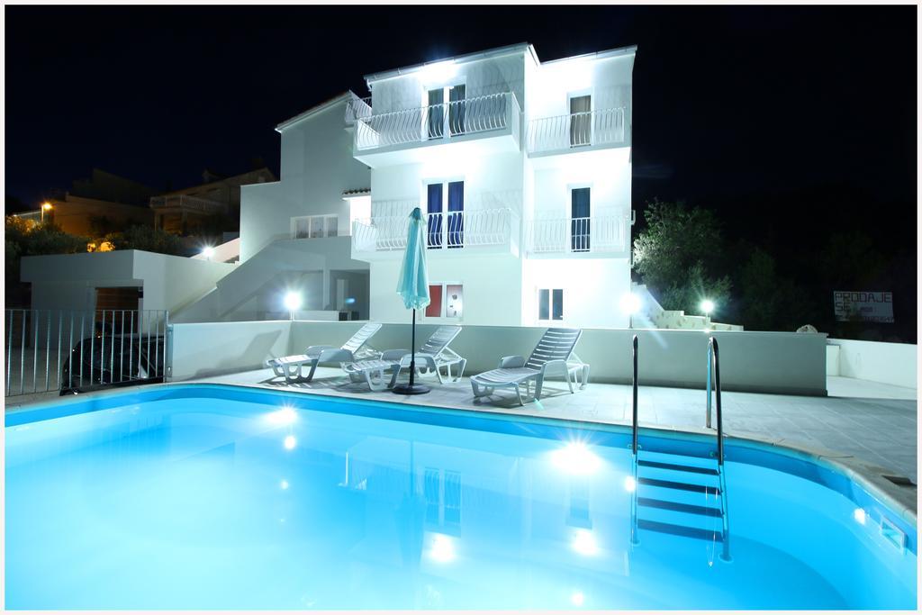 Apartments Huljev Primosten Luaran gambar