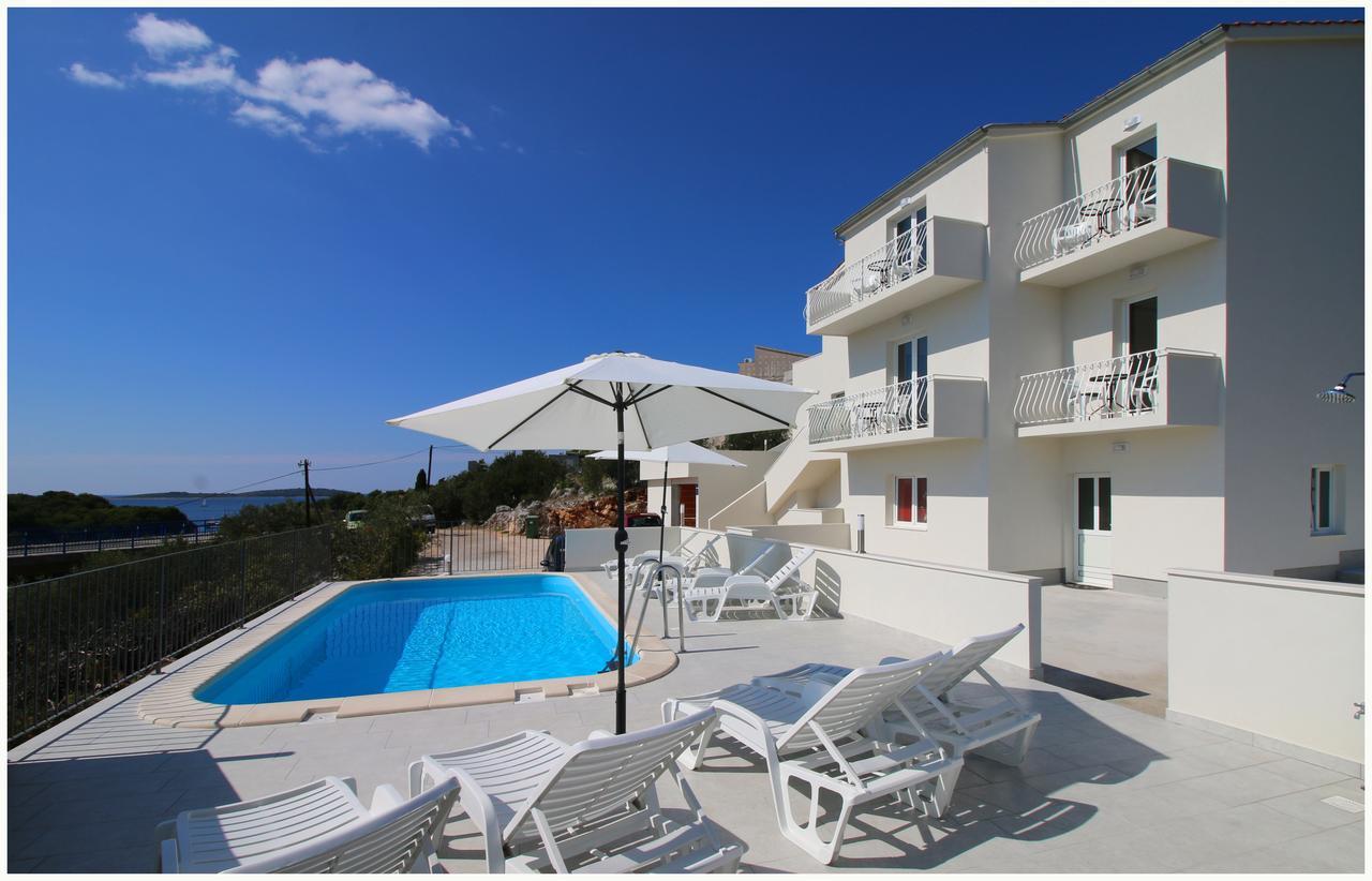 Apartments Huljev Primosten Luaran gambar