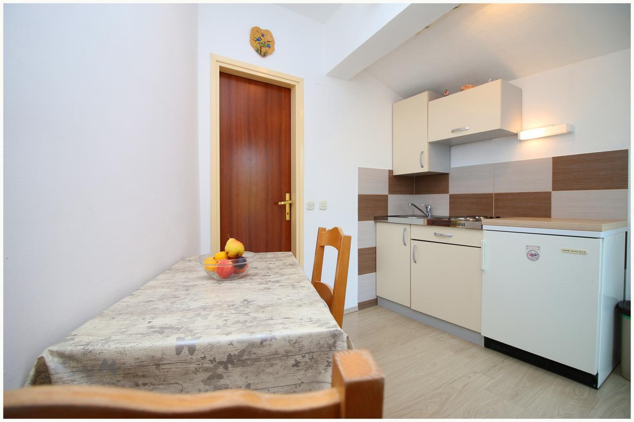 Apartments Huljev Primosten Luaran gambar