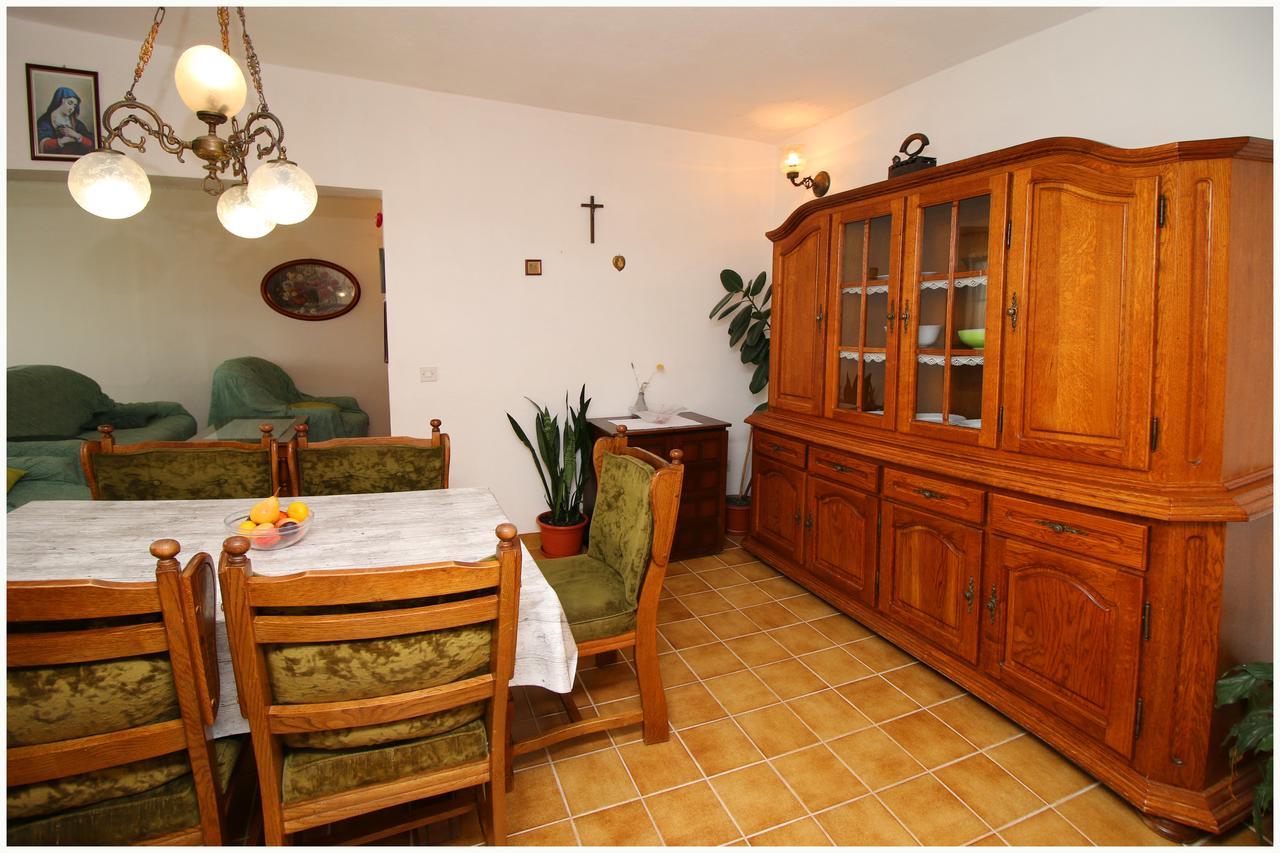 Apartments Huljev Primosten Luaran gambar